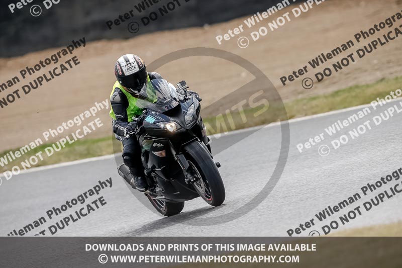 brands hatch photographs;brands no limits trackday;cadwell trackday photographs;enduro digital images;event digital images;eventdigitalimages;no limits trackdays;peter wileman photography;racing digital images;trackday digital images;trackday photos